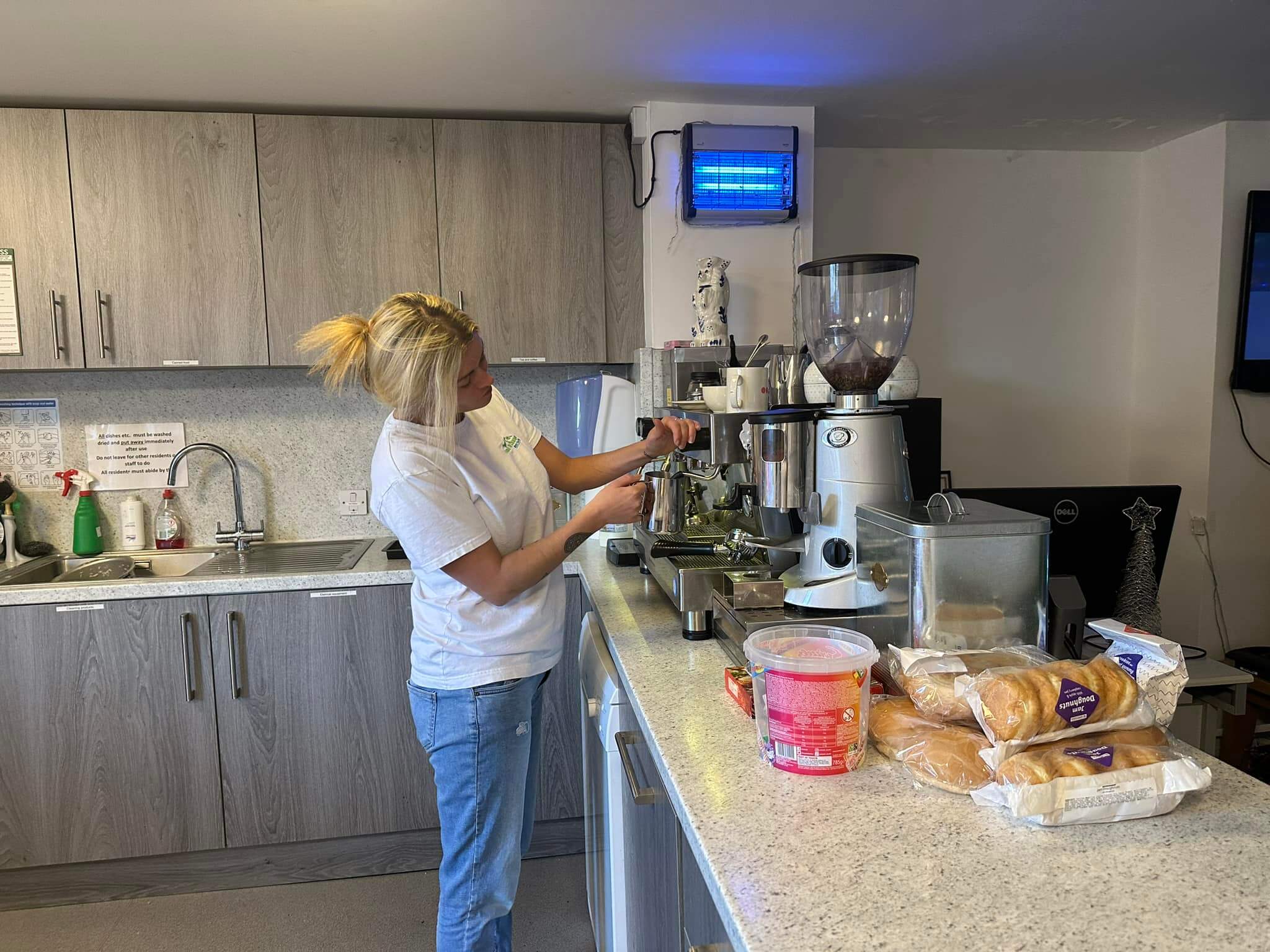 women making coffee